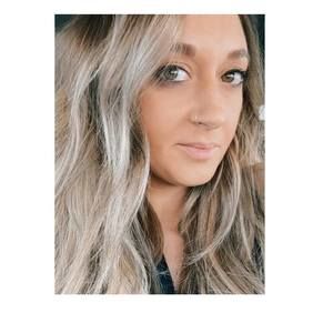 Meet your Posher, Britt